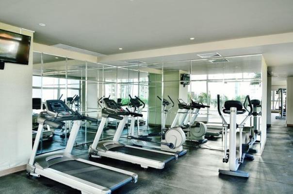 Q Tower , Área Metropolitana