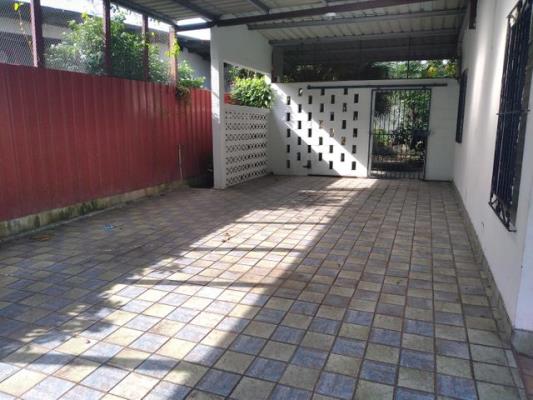 , Casa en alquiler en Parque Lefevre | P4019477