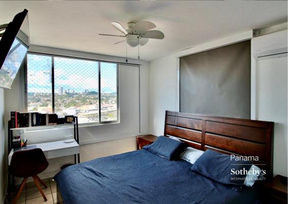 Plaza Valencia, San Francisco