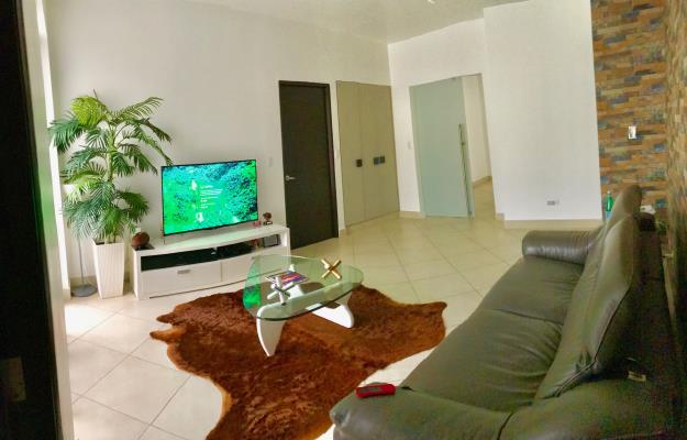 Embassy Club Garden, apartamento