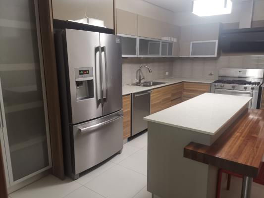 Marbella 47, Obarrio