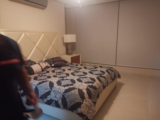 Marbella 47, Obarrio