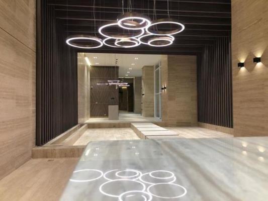 The Towers, apartamento