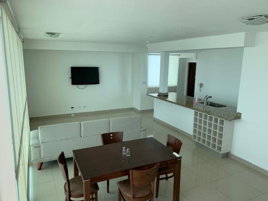 The Seawaves, Panamá