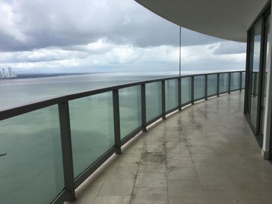 Trump Tower, Área Metropolitana