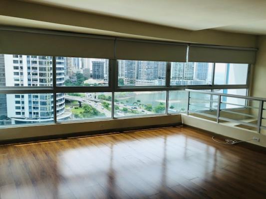 Bayfront  Tower, apartamento