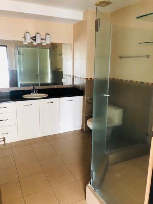 Bayfront  Tower, Avenida Balboa