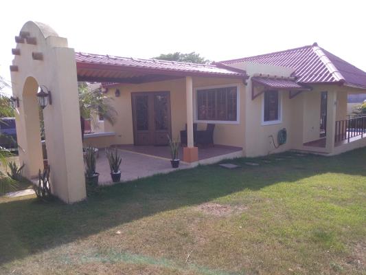 La Hacienda, Sendero del Valle, Antón