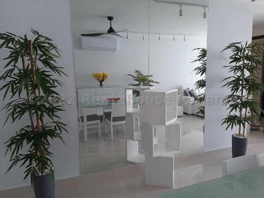 PH GENESIS TOWER, apartamento