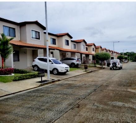 Arboledas, Las Magnolias , casa