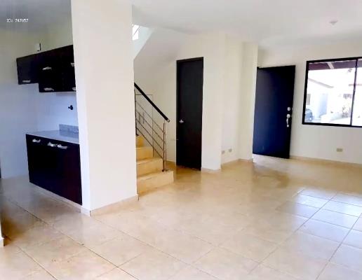 Arboledas, Las Magnolias , casa