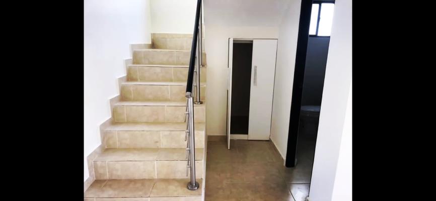 Arboledas, Las Magnolias , casa