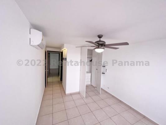 Rim Tower , apartamento