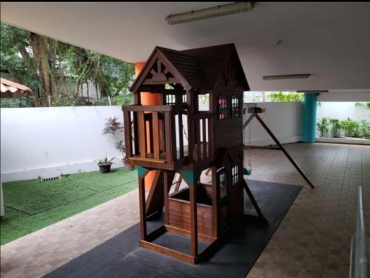 City Towers, apartamento