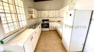 , Terreno en alquiler en Parque Lefevre | P4155767