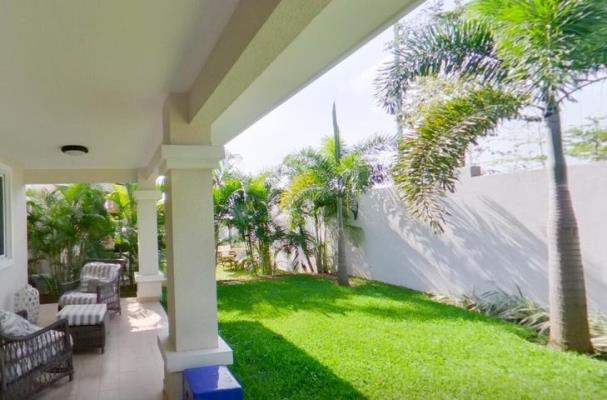 Bosques del Pacífico, casa