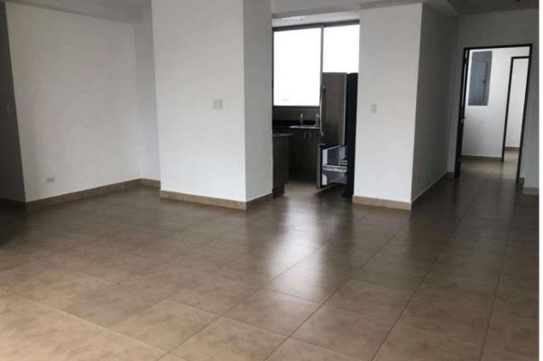 The One Tower , apartamento