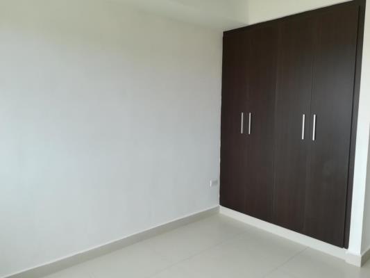 PH MIDRISE WOODLANDS, Arraiján