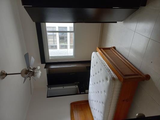 Victoria Tower , Obarrio