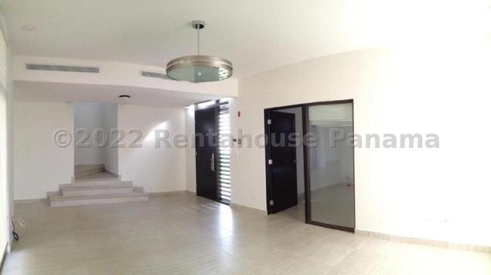 , Casa en alquiler en Panamá Pacífico | P4200189