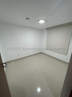 WorldWide Plaza, Bella Vista