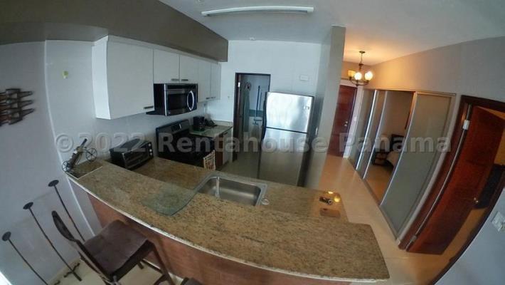 Grand Bay Tower, Área Metropolitana