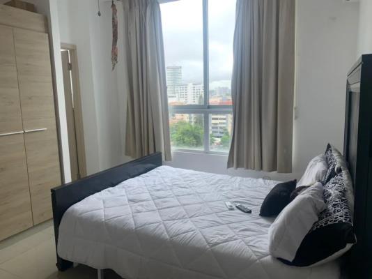 Rainbow Tower, Área Metropolitana