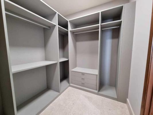 Santa Maria Court, Área Metropolitana