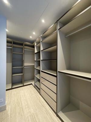 The Towers - Punta Paitilla, Área Metropolitana