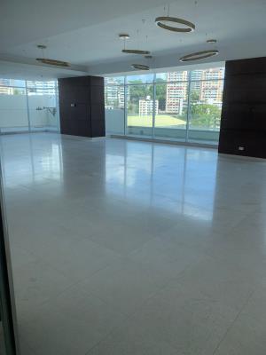 The Palace, Bella Vista