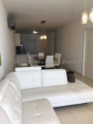 White Tower, Avenida Balboa