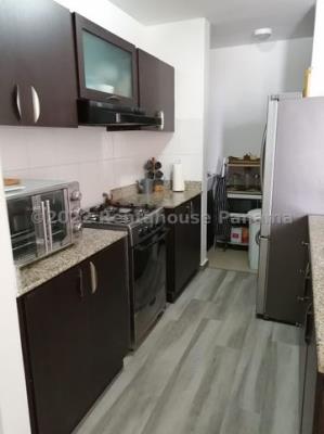 Metric, Área Metropolitana