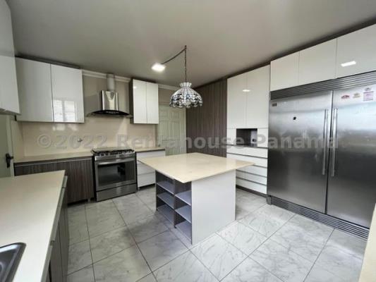 Coco Bay, Área Metropolitana