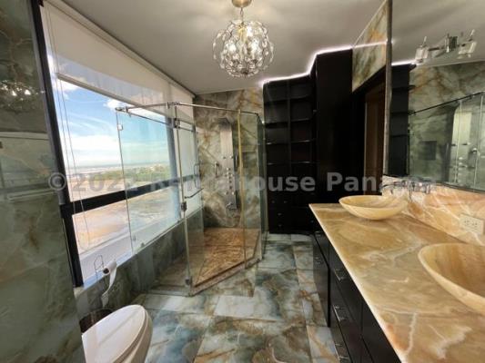 Coco Bay, Coco del Mar