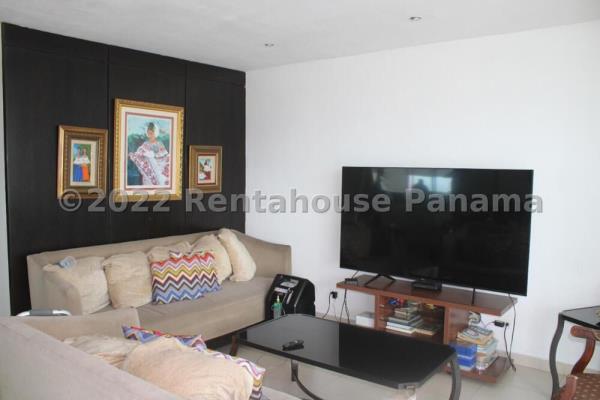 Veranda Tower, Área Metropolitana