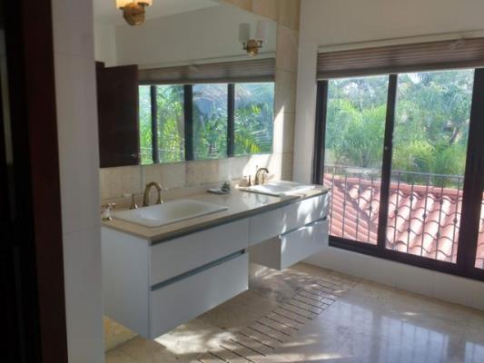 , Casa en alquiler en Costa del Este | P4216786