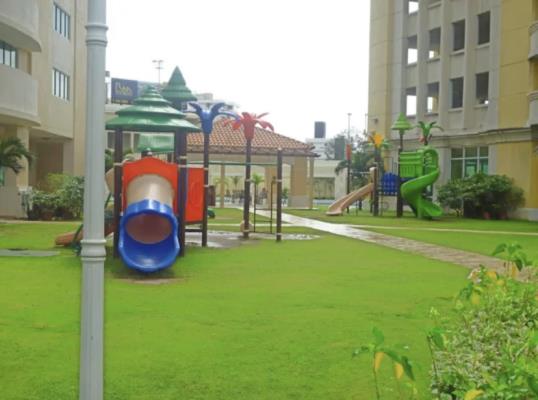 Costa Pacifica, Área Metropolitana