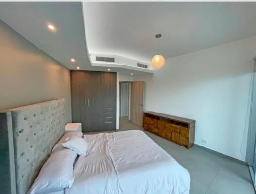 Yacht Club, Área Metropolitana