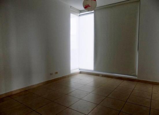 Pacific Village, apartamento