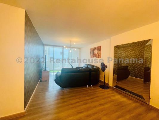 Costa Pacifica, Área Metropolitana