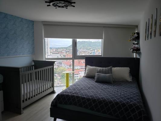 Yacht Club, Área Metropolitana