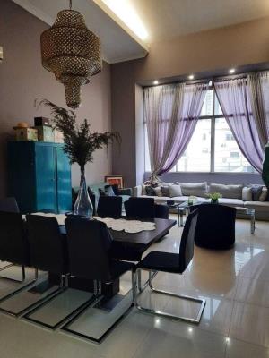 Vistanova, Área Metropolitana