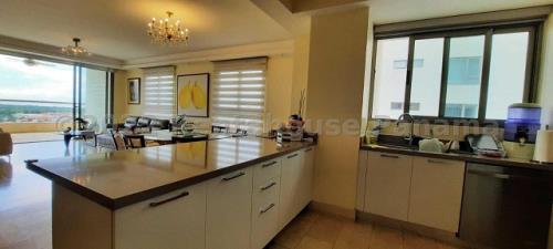 Greenview, Santa Maria