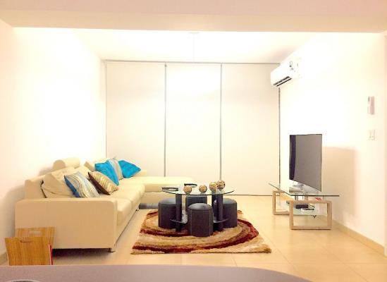 Waters on the bay, Avenida Balboa