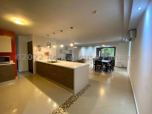 Embassy Village, Panamá