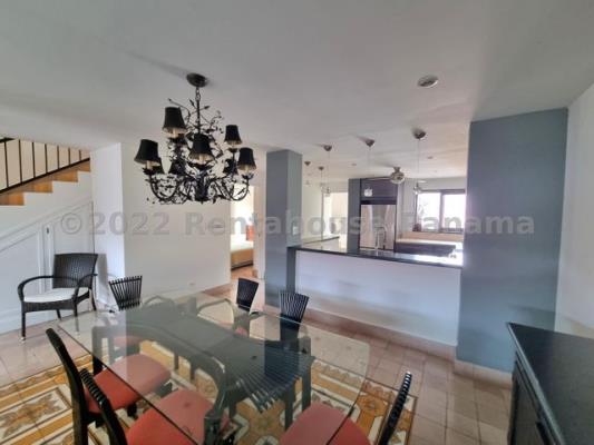 Cuatro Casas, Casco Antiguo