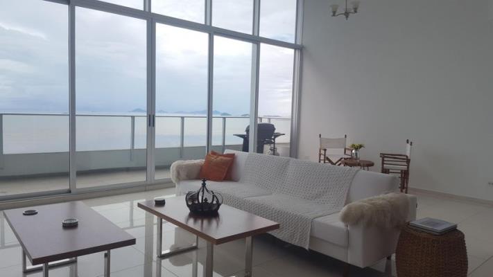 Altamar del Este, Costa del Este