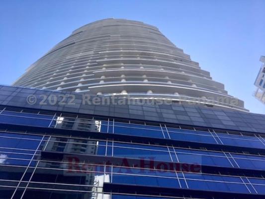 Yacht Club, Área Metropolitana