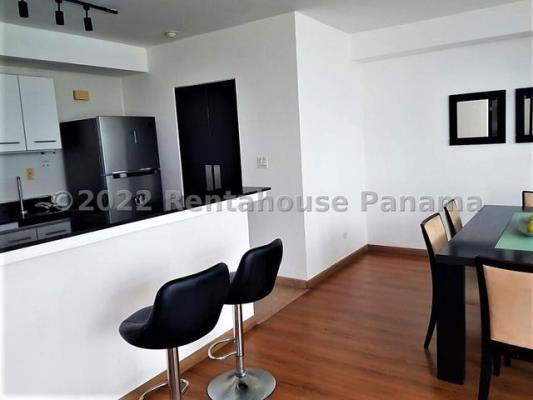 Bayfront  Tower, Área Metropolitana