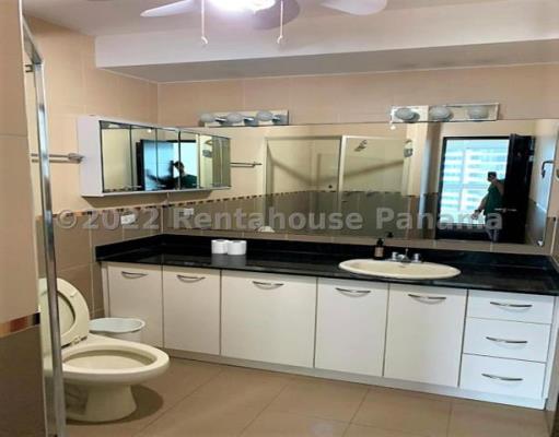 Bayfront  Tower, Avenida Balboa